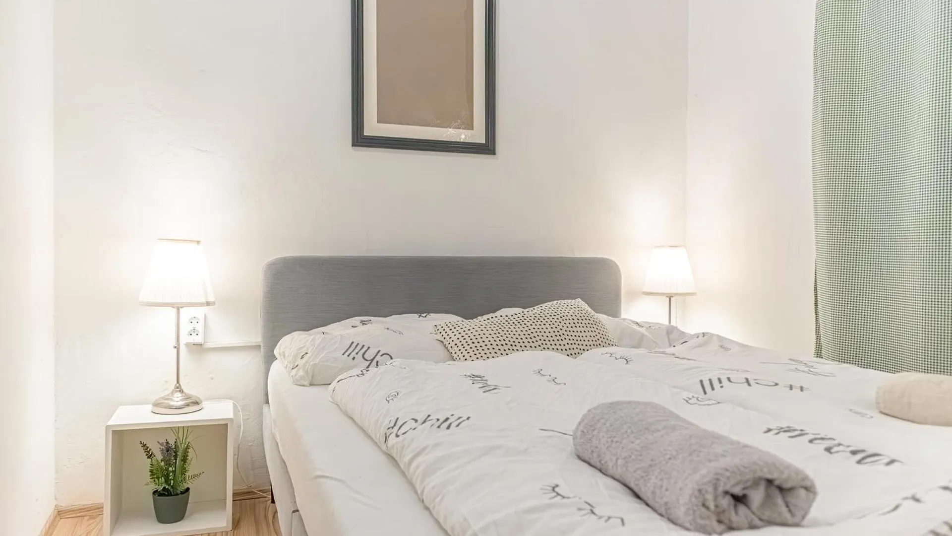 Charming 2Br Apt With Central Location In Vienna