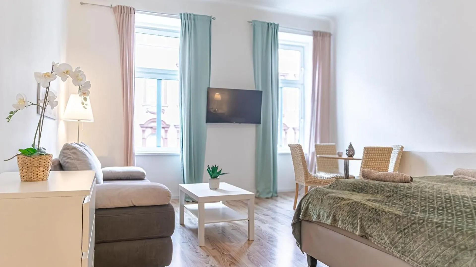 Charming 2Br Apt With Central Location In Vienna Austria