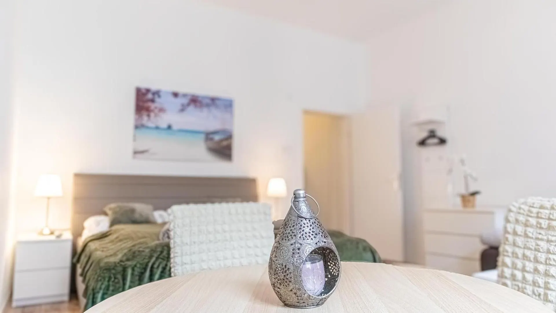 Charming 2Br Apt With Central Location In Vienna Apartment